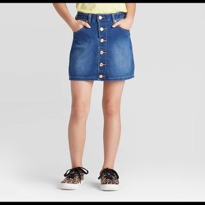 NWT - Cat & Jack girls denim skirt - size 6/6x